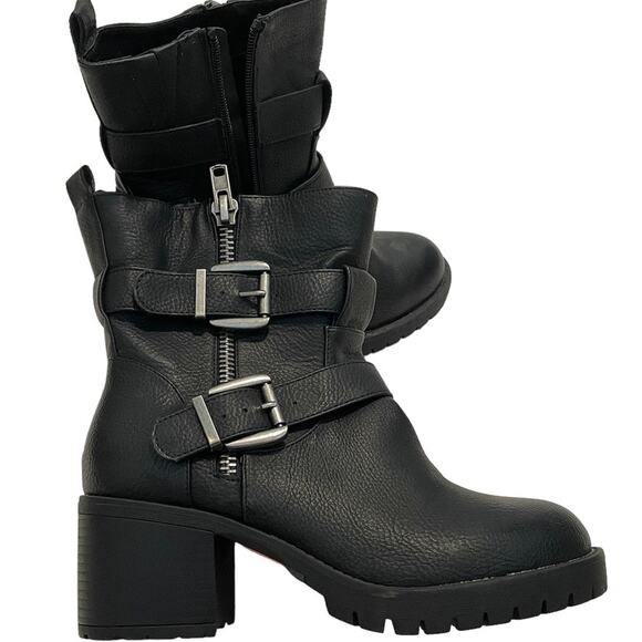 Torrid 7W pebbled faux moto chunky ankle boots 1947 - Picture 1 of 10